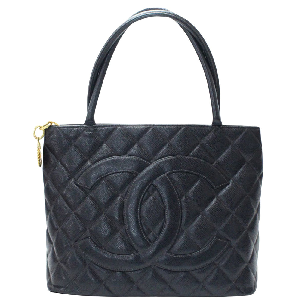 Chanel Shopping