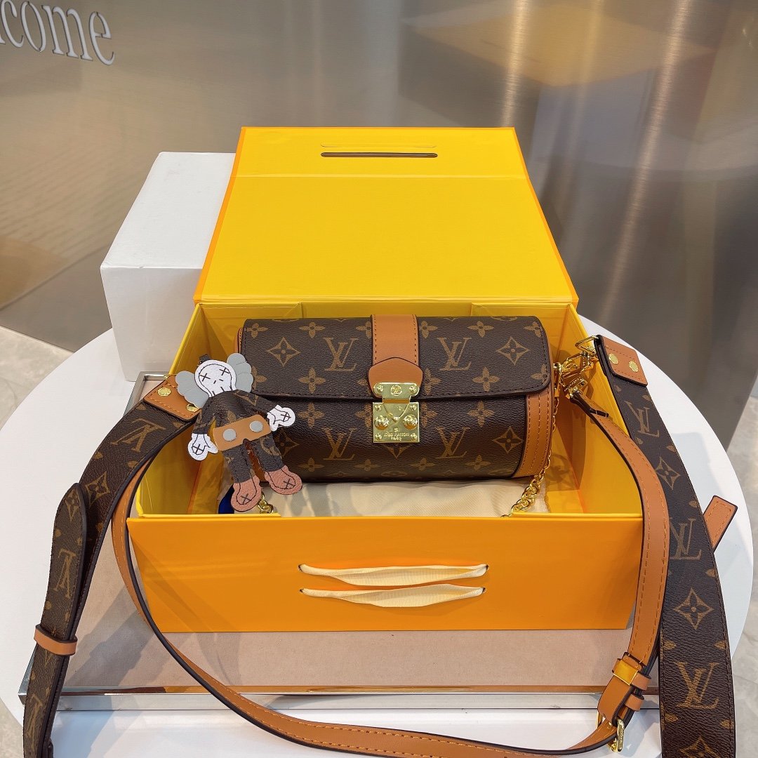Designer Handbags louis vuitton 478