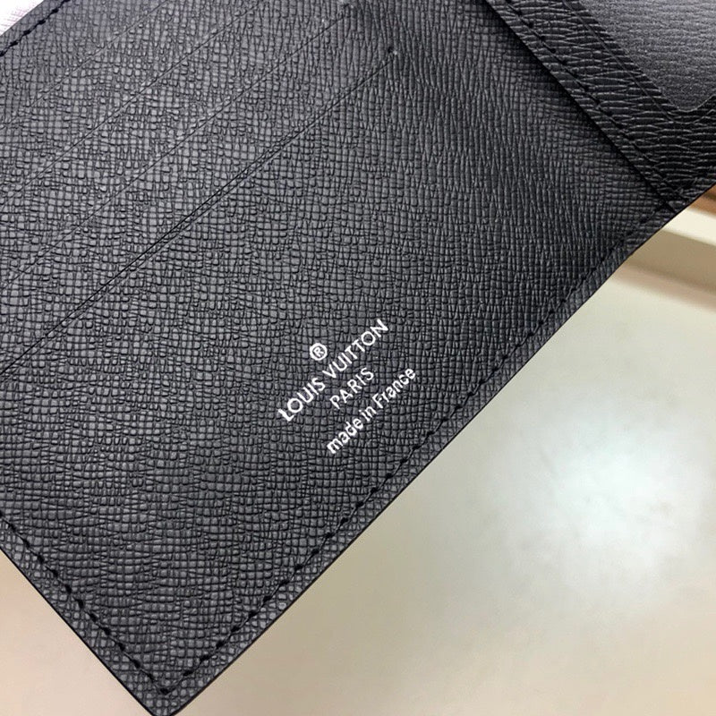 Louis Vuitton Luxury Bags 2413