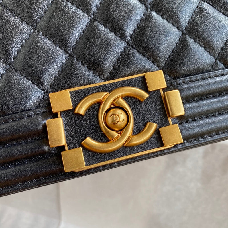 aura-bags - Chanel Bags - 7428