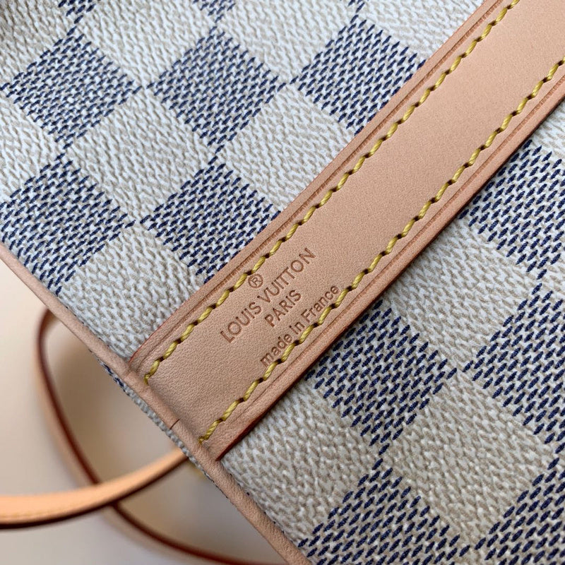 Louis Vuitton Luxury Bags 2664