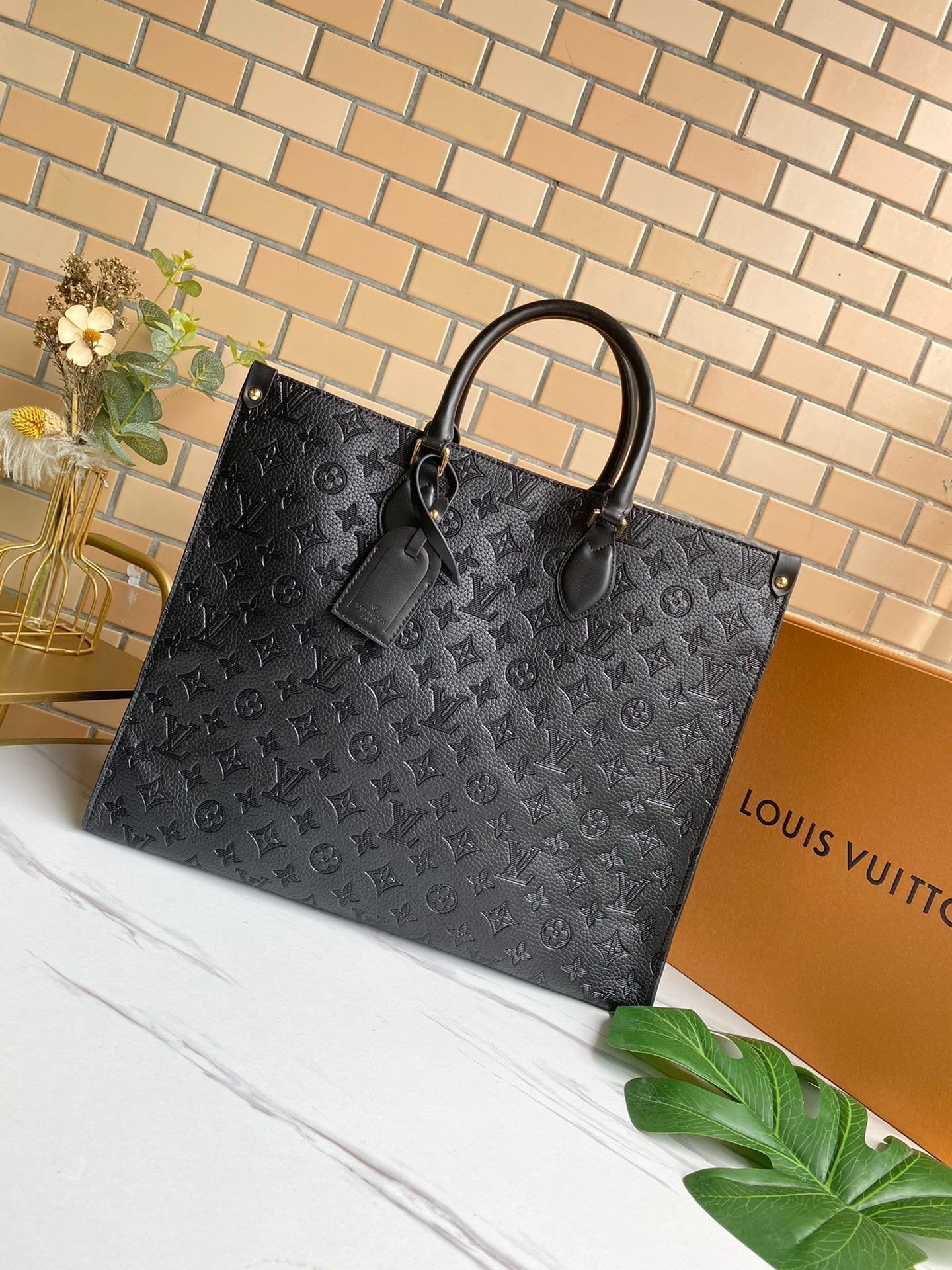 Designer Handbags Louis Vuitton 038