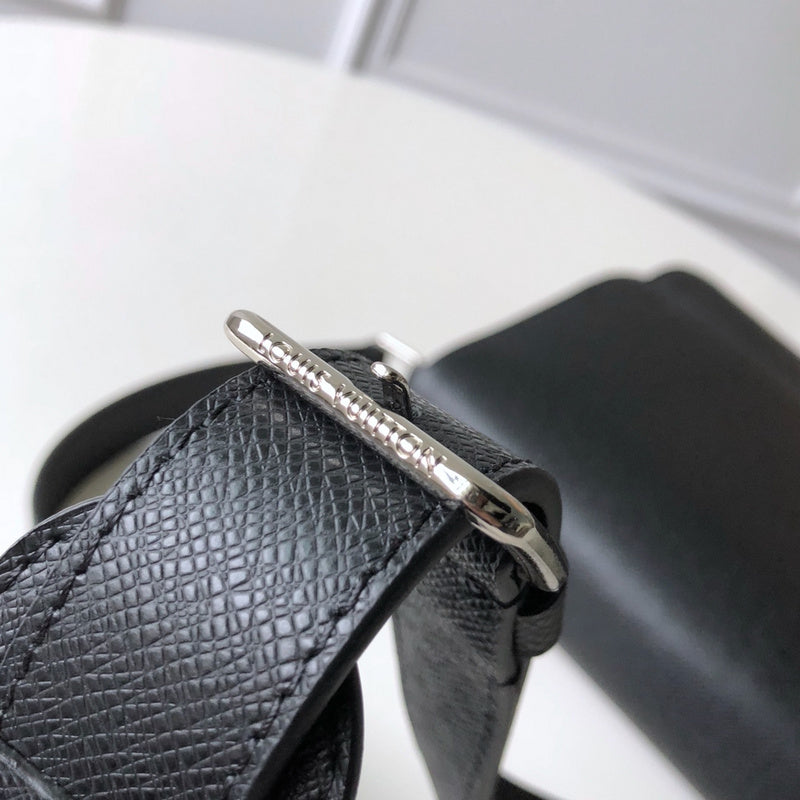 Louis Vuitton Luxury Bags 2743
