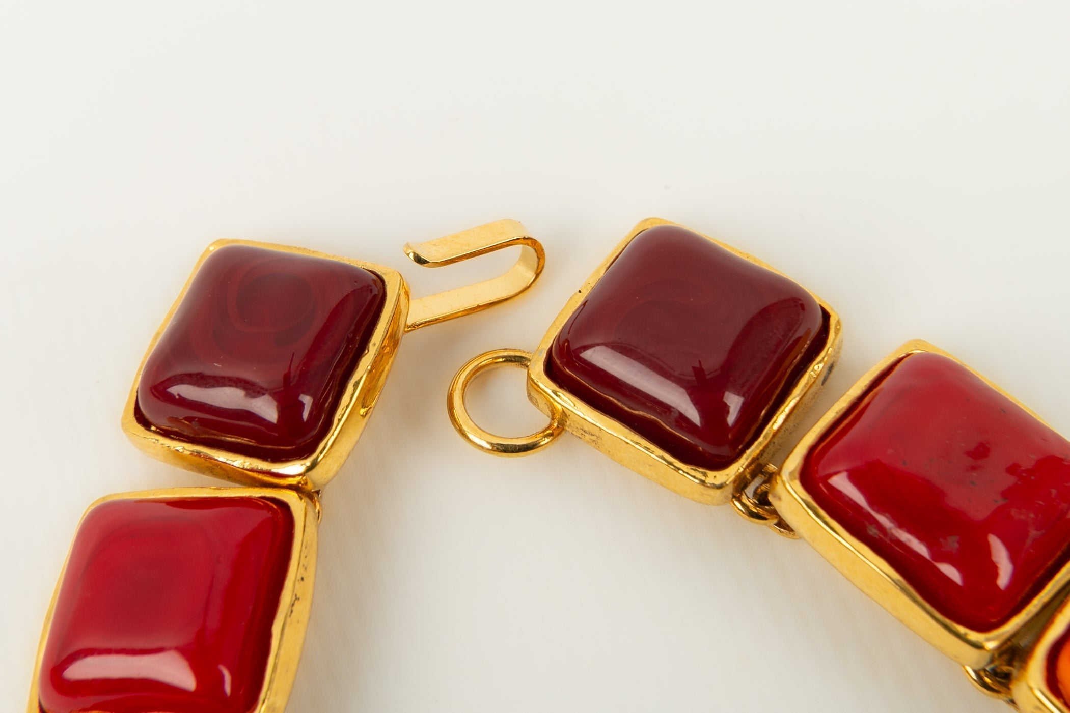 Collier en p��te de verre Chanel 1990s