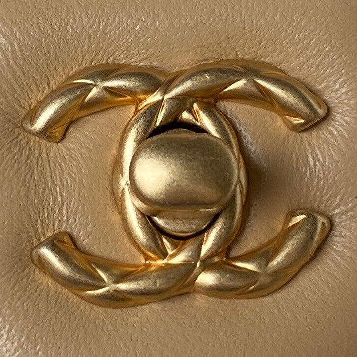 aura-bags - Chanel Bags - 7355