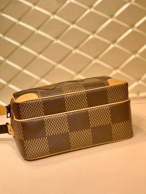 Louis Vuitton Luxury Bags 2650