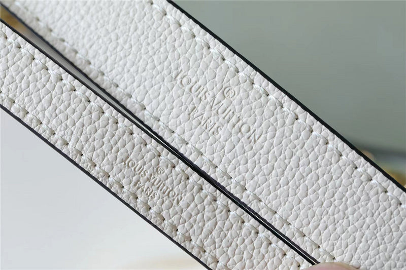 Luxury - Louis Vuitton Bags - 113