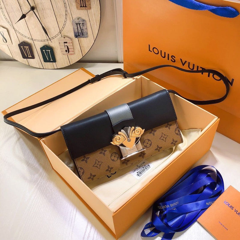 Louis Vuitton Luxury Bags 1944