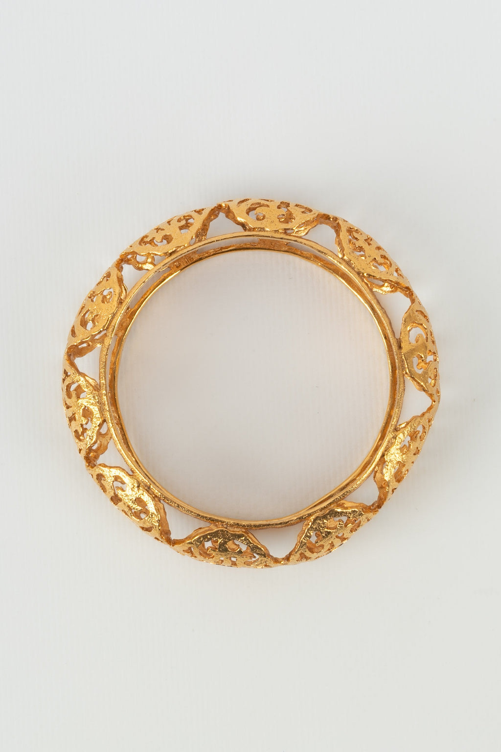 Bracelet doré Chanel