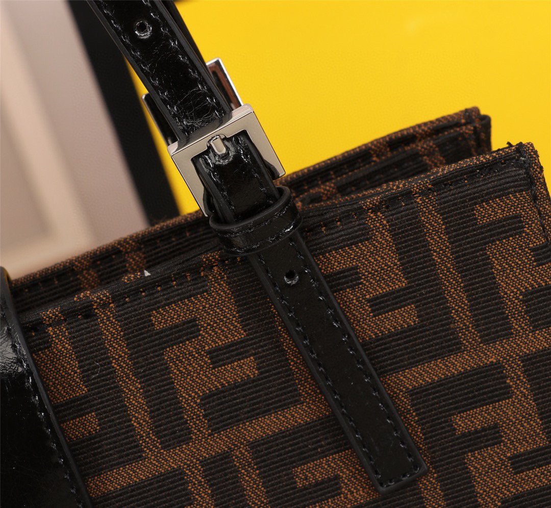 Designer Handbags Fendi 015
