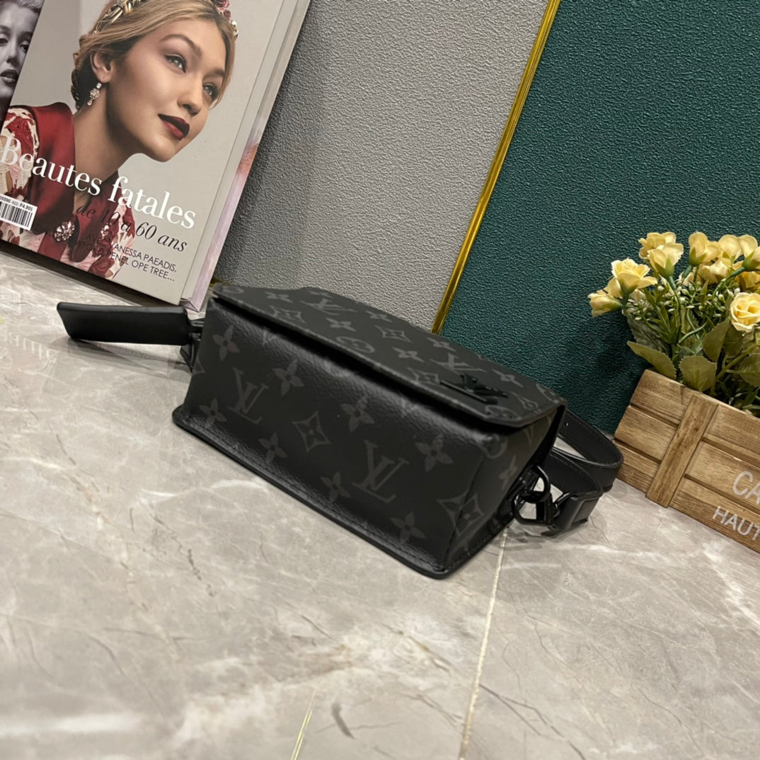 Luxury Bags Louis Vuitton  868