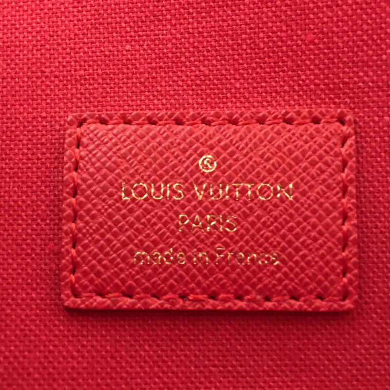 Louis Vuitton Luxury Bags 2605