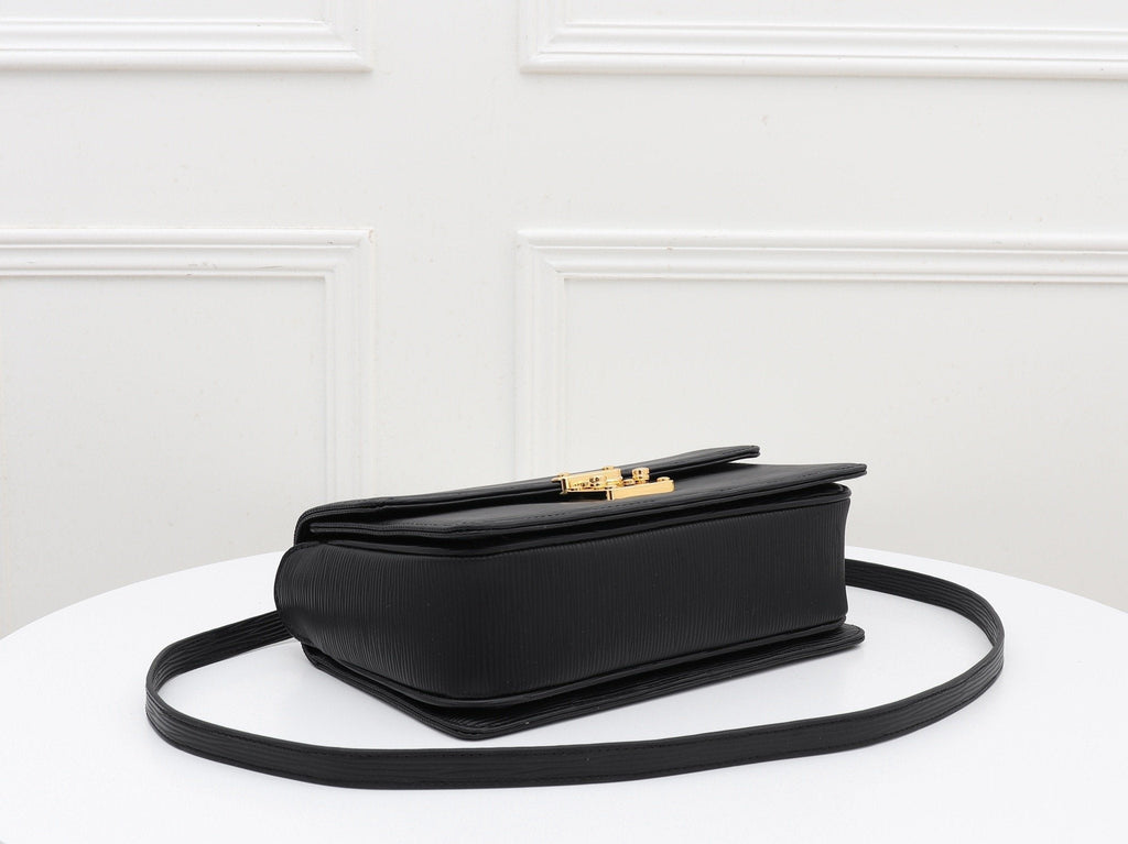Designer Handbags Fendi 091