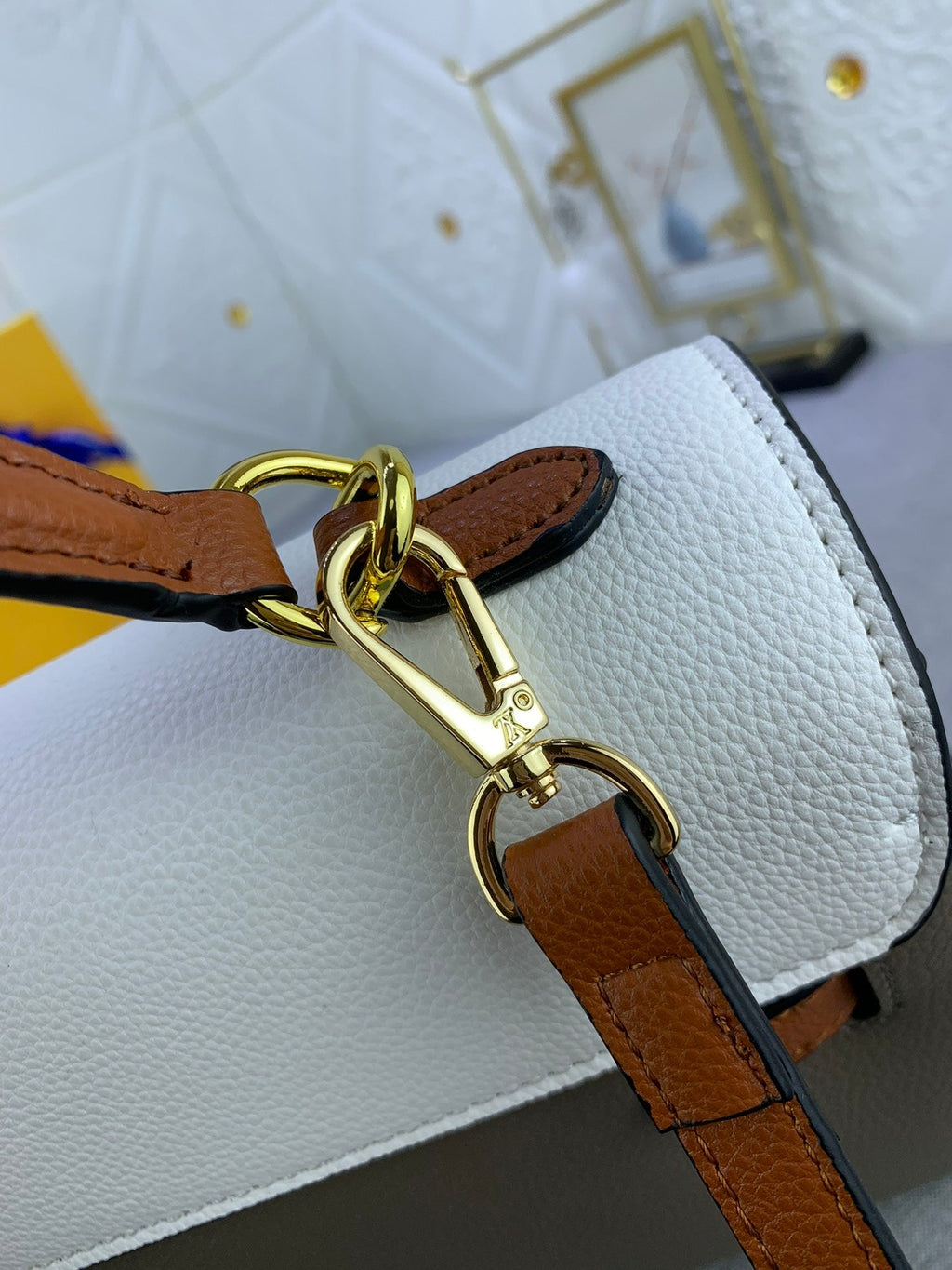 Luxury Bags Louis Vuitton  743