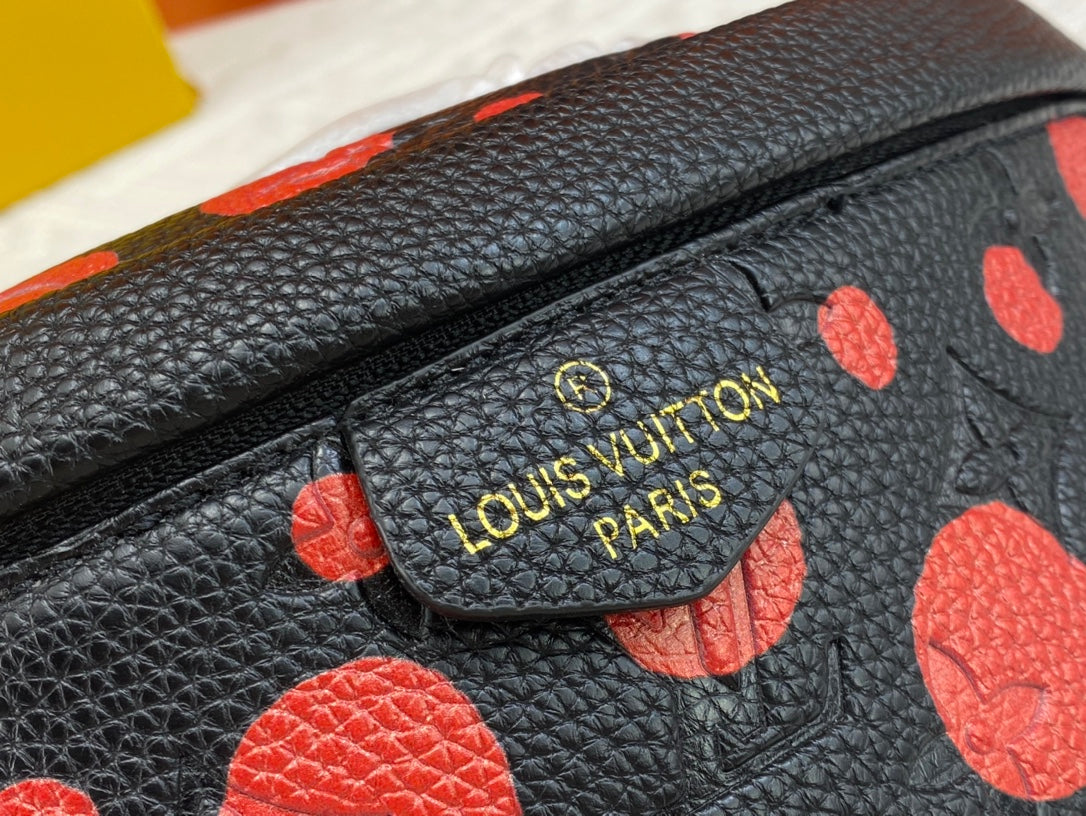 Luxury Bags Louis Vuitton  831