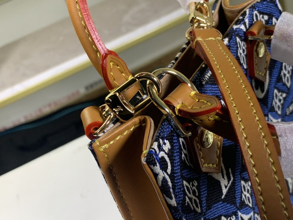 Designer Handbags louis vuitton 095