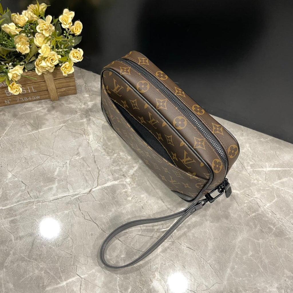 Luxury Bags Louis Vuitton  861