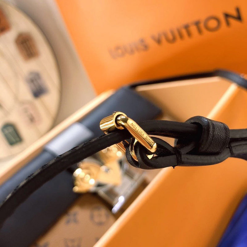 Louis Vuitton Luxury Bags 1944