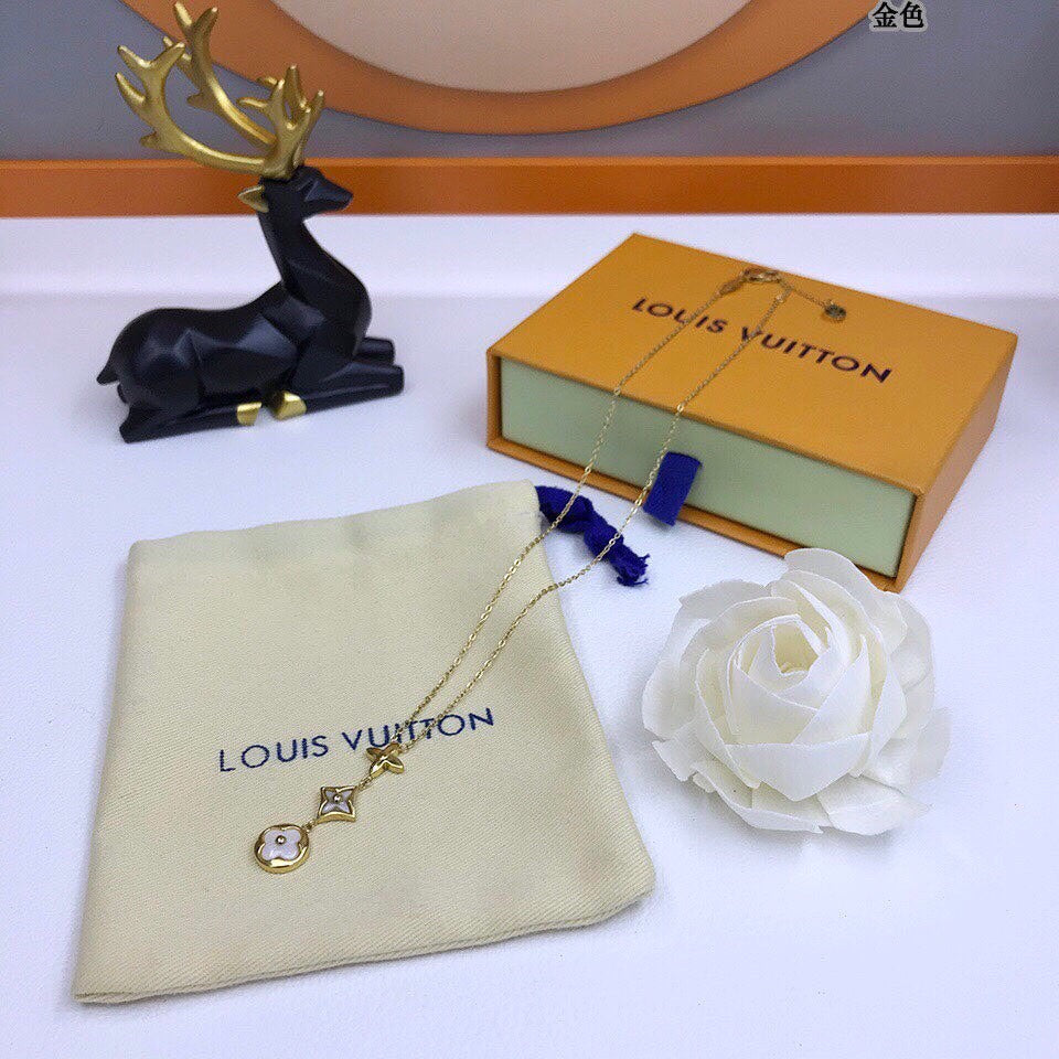 BG - Holiday Necklace louis vuitton023