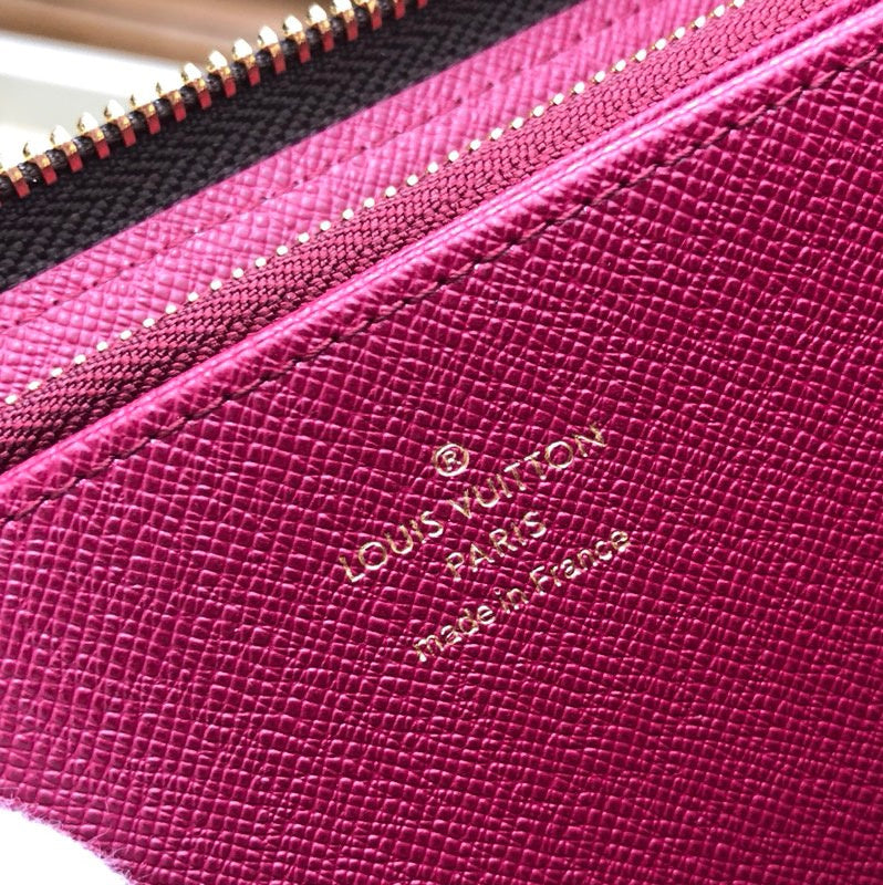 Louis Vuitton Luxury Bags 2428