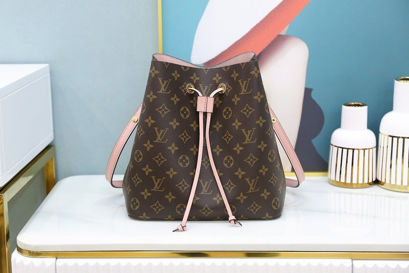 Louis Vuitton Luxury Bags 2687