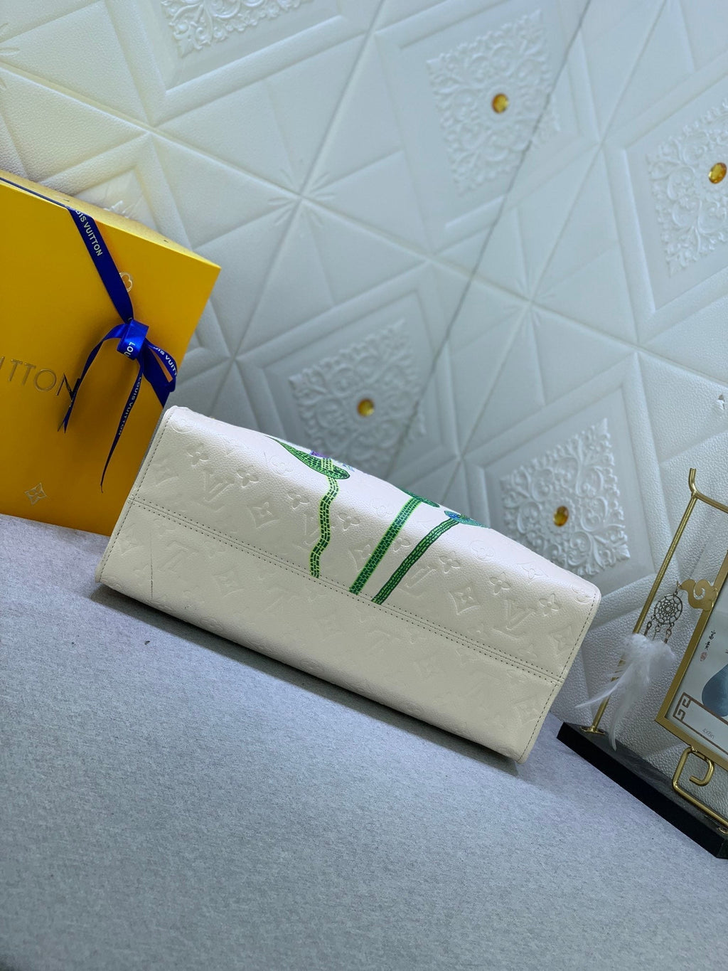 Luxury Bags Louis Vuitton  768