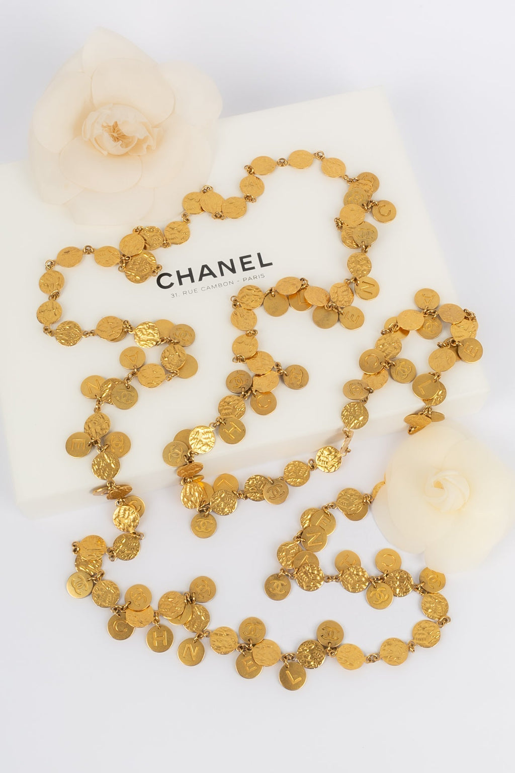 Collier / sautoir Chanel Printemps 1993