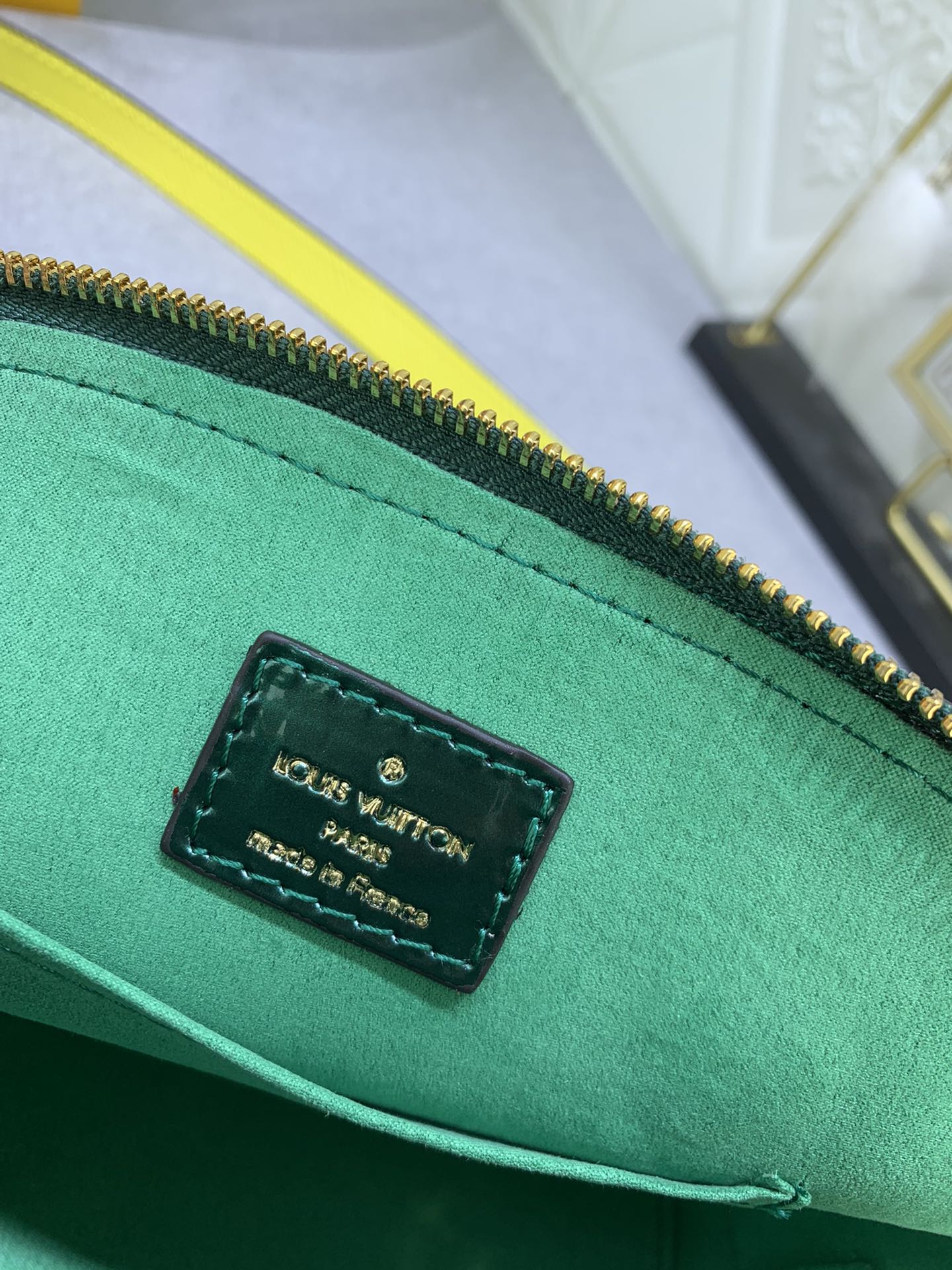 Luxury Bags Louis Vuitton  834