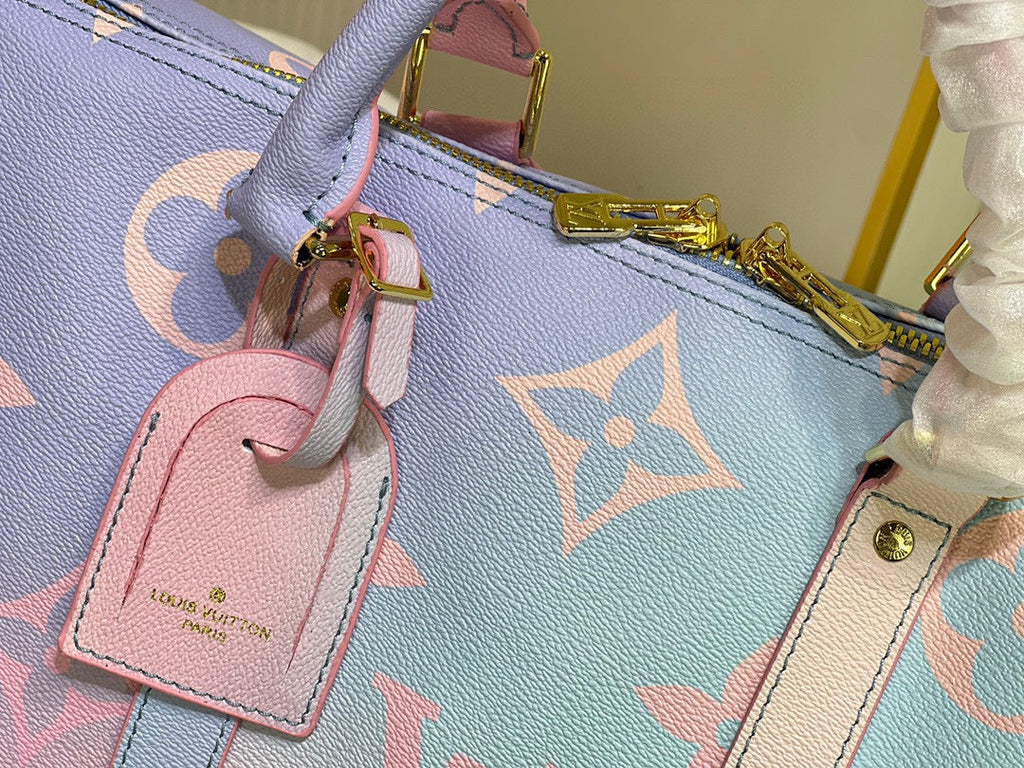 Luxury Bags Louis Vuitton  797