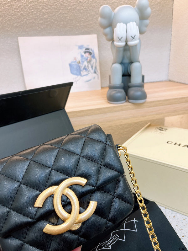 aura-bags - Chanel Bags - 7026