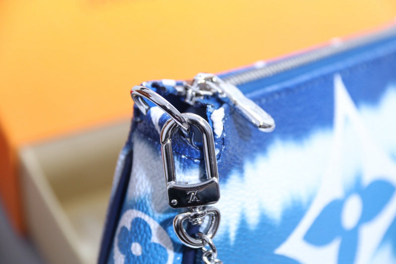 Louis Vuitton Luxury Bags 2776