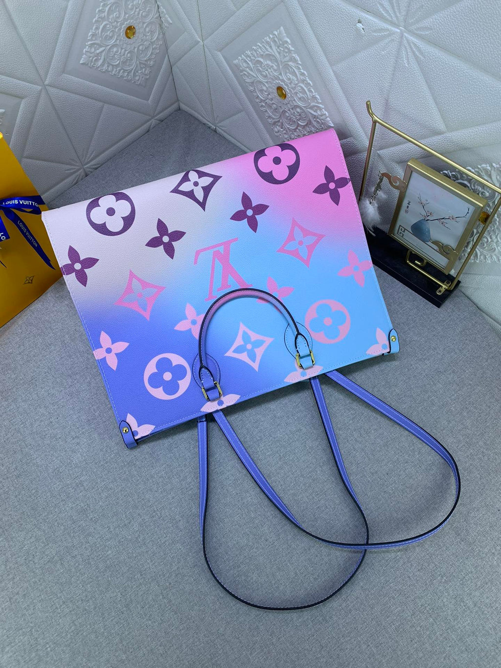 Luxury Bags Louis Vuitton  748