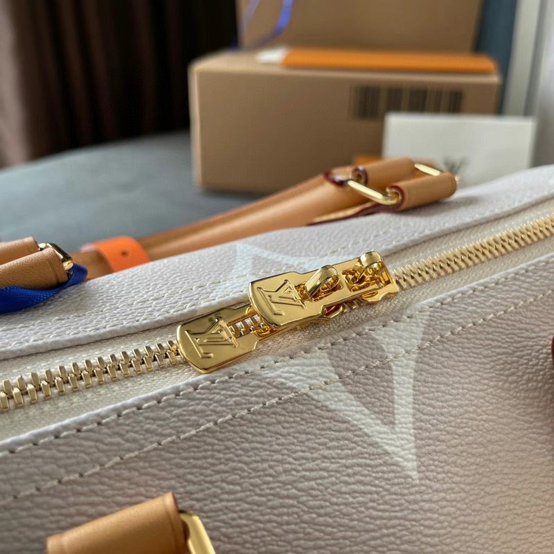 Louis Vuitton Luxury Bags 2523