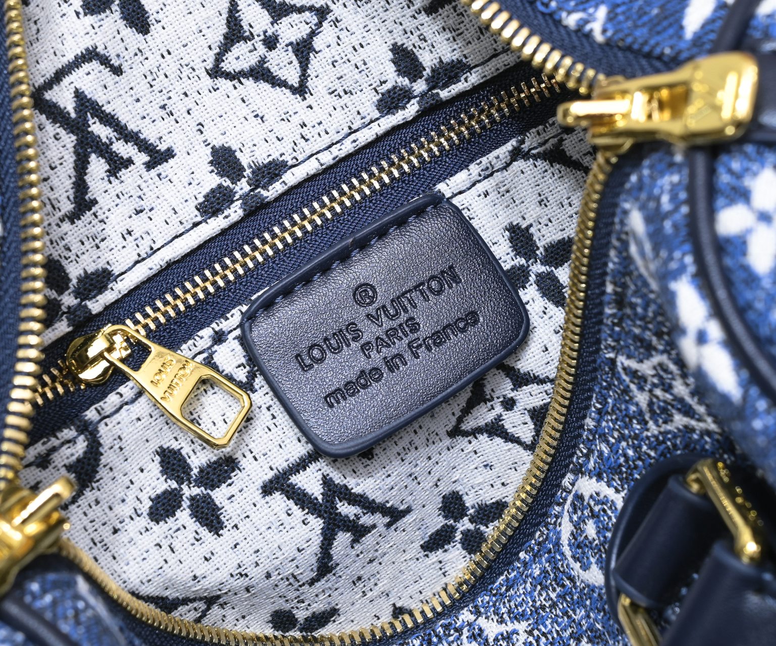Luxury Bags Louis Vuitton  876