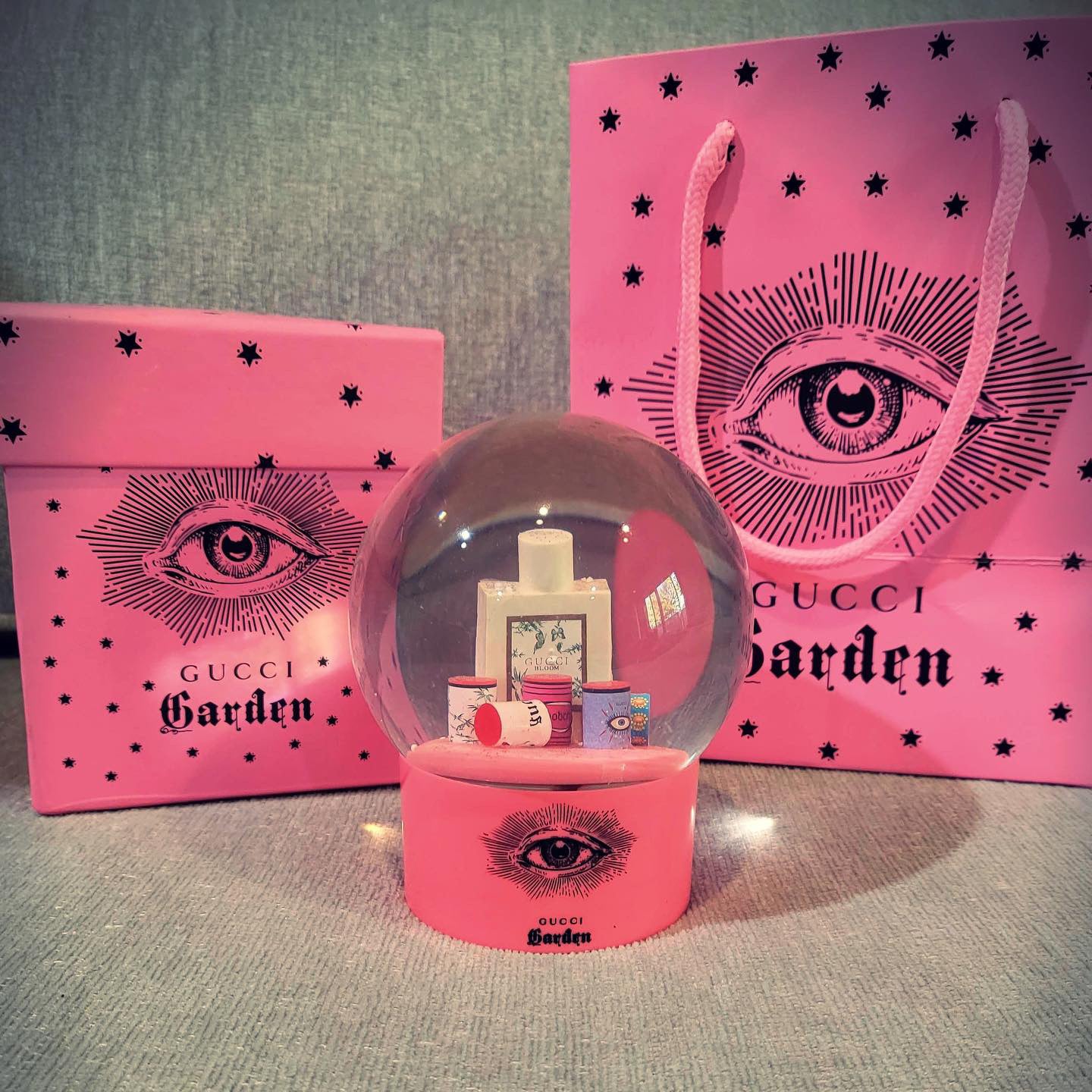 Authentic Gucci Garden Untra Rare Holiday Snow Globe Collectors Item