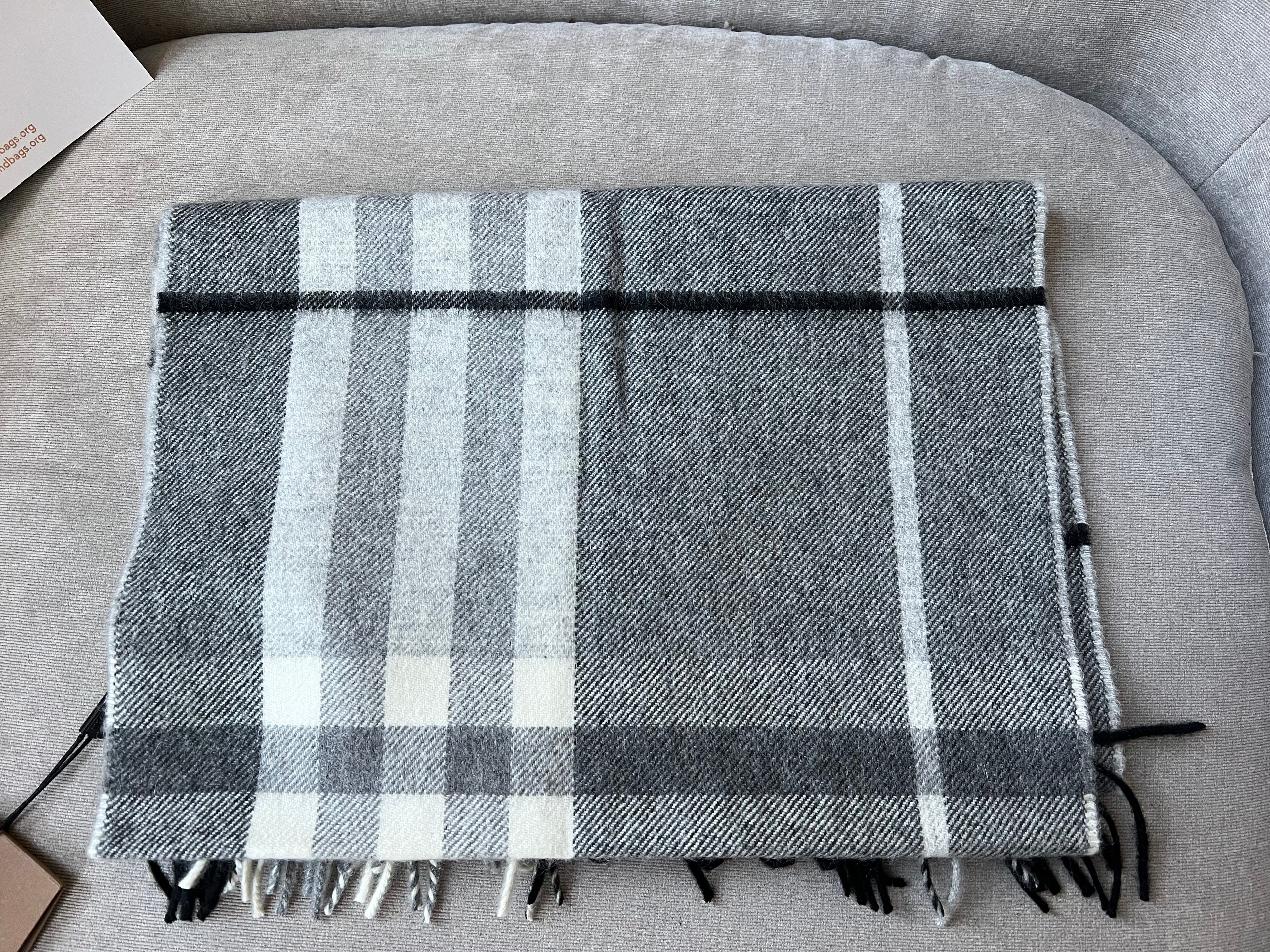 Burberry Classic Check Shale Grey Cashmere Scarf (RRP £420)