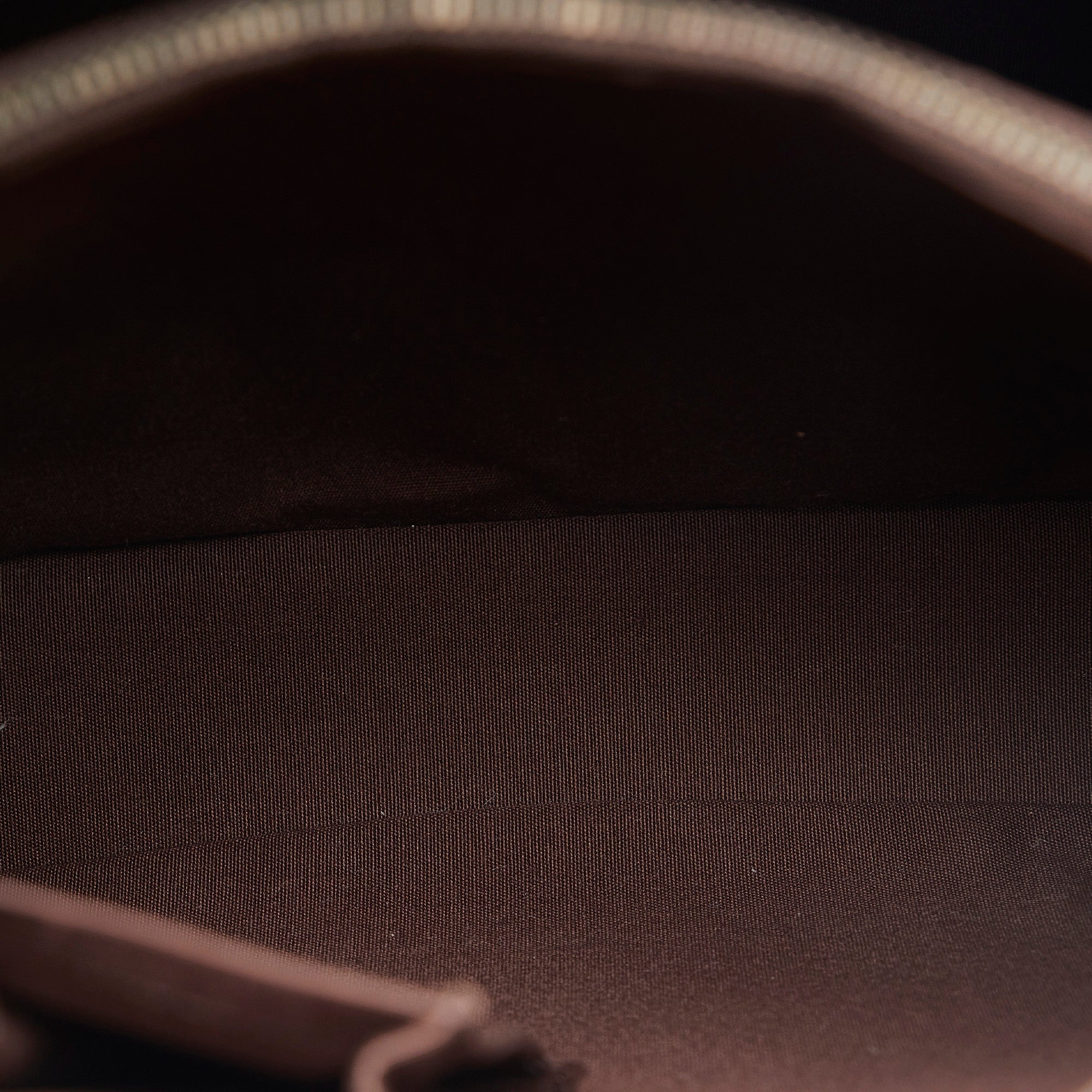 LOUIS VUITTON Epi Mandara MM Shoulder Bag
