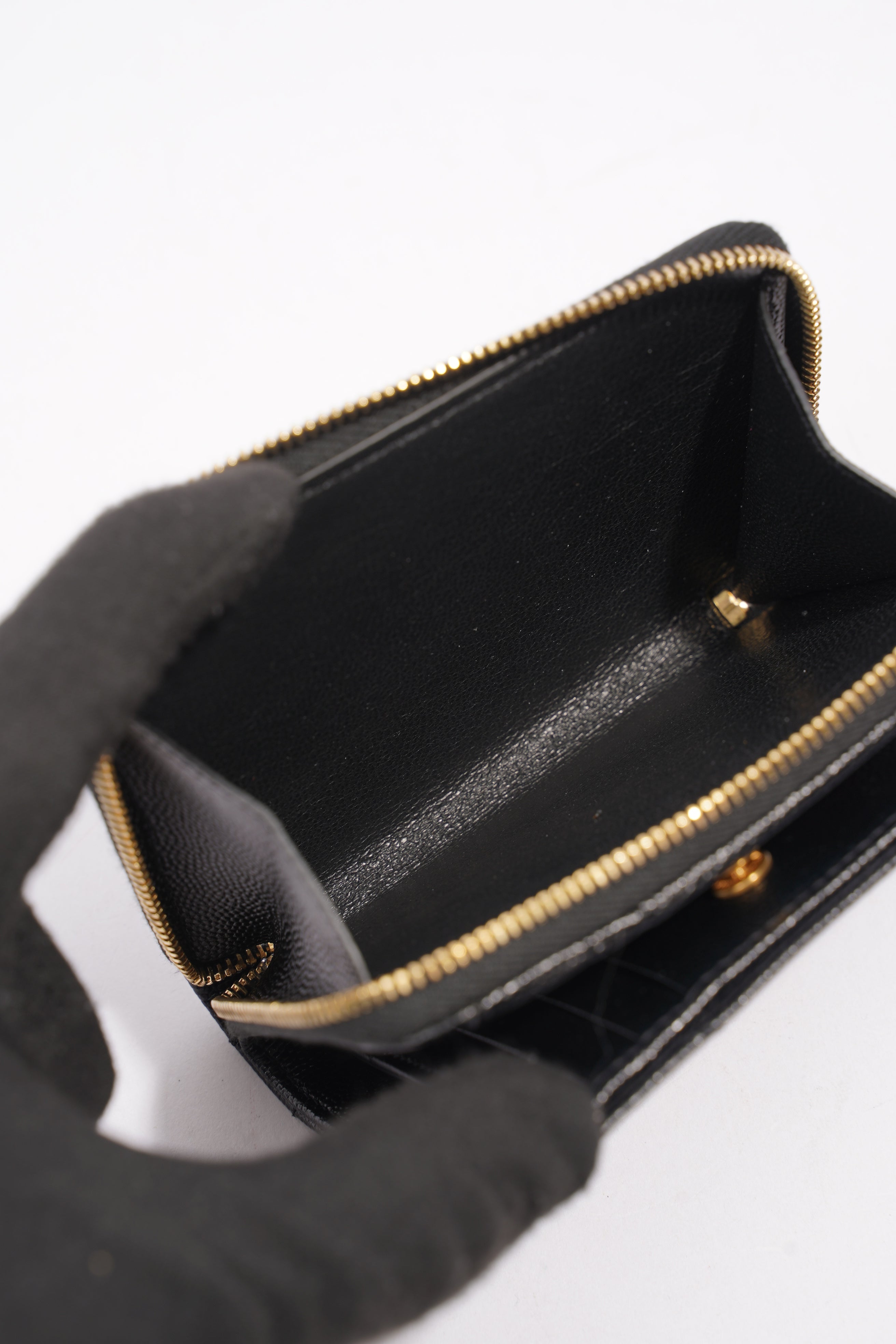 Saint Laurent Brand-Plaque Chevron-Quilted Black Grained Leather Small