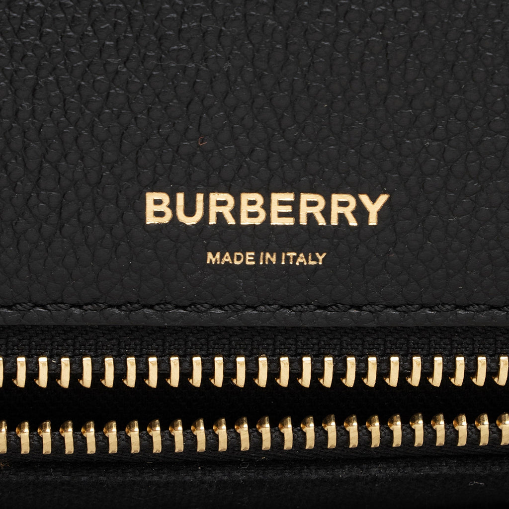 Burberry Calfskin Title Medium Tote (SHF-9V2VK1)