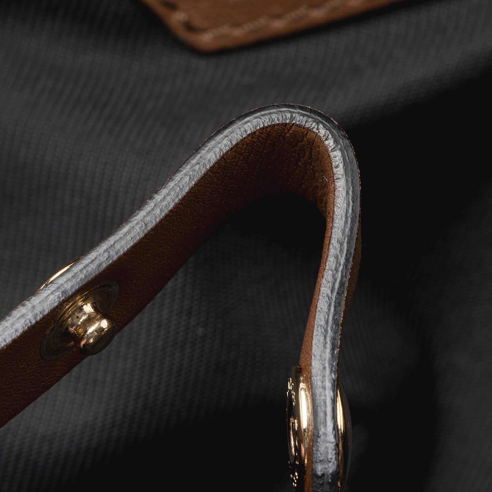 Burberry Horseferry Check Canterbury Small Tote (SHF-22612)