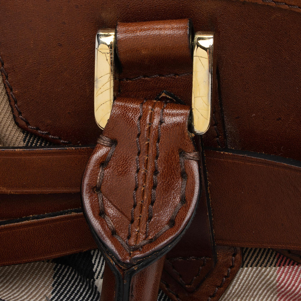 Burberry House Check Bridle Lynher Tote (SHF-mU2nhc)