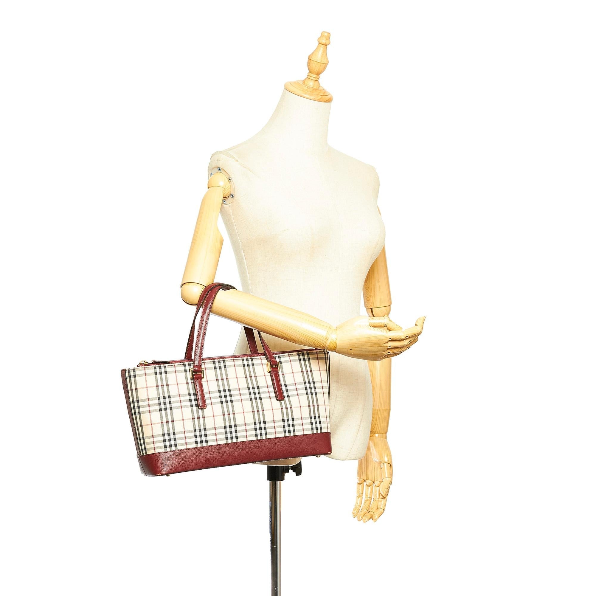 Burberry House Check Canvas Handbag (SHG-20443)