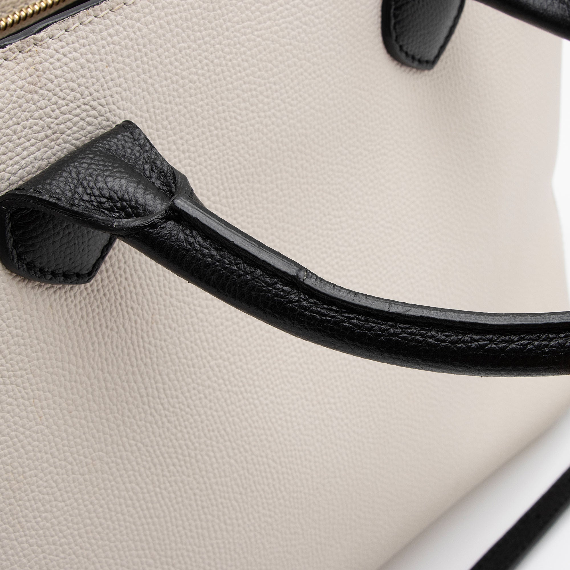 Burberry House Check Leather Banner Medium Tote (SHF-IHmkgX)