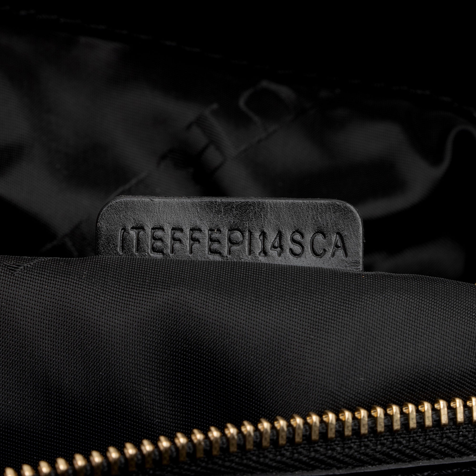 Burberry Lambskin Hepburn Convertible Tote (SHF-FHPl7M)