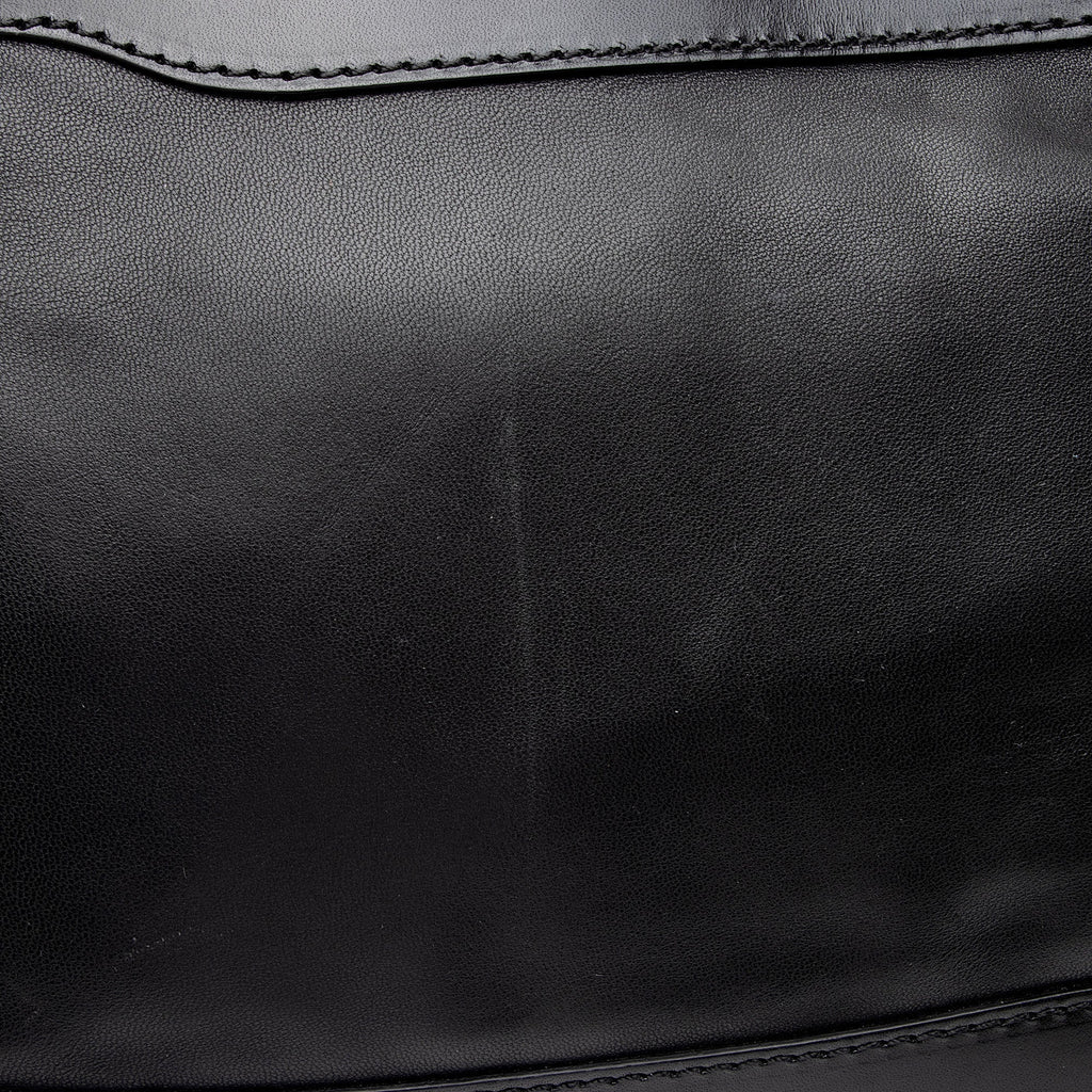 Burberry Lambskin Hepburn Convertible Tote (SHF-FHPl7M)