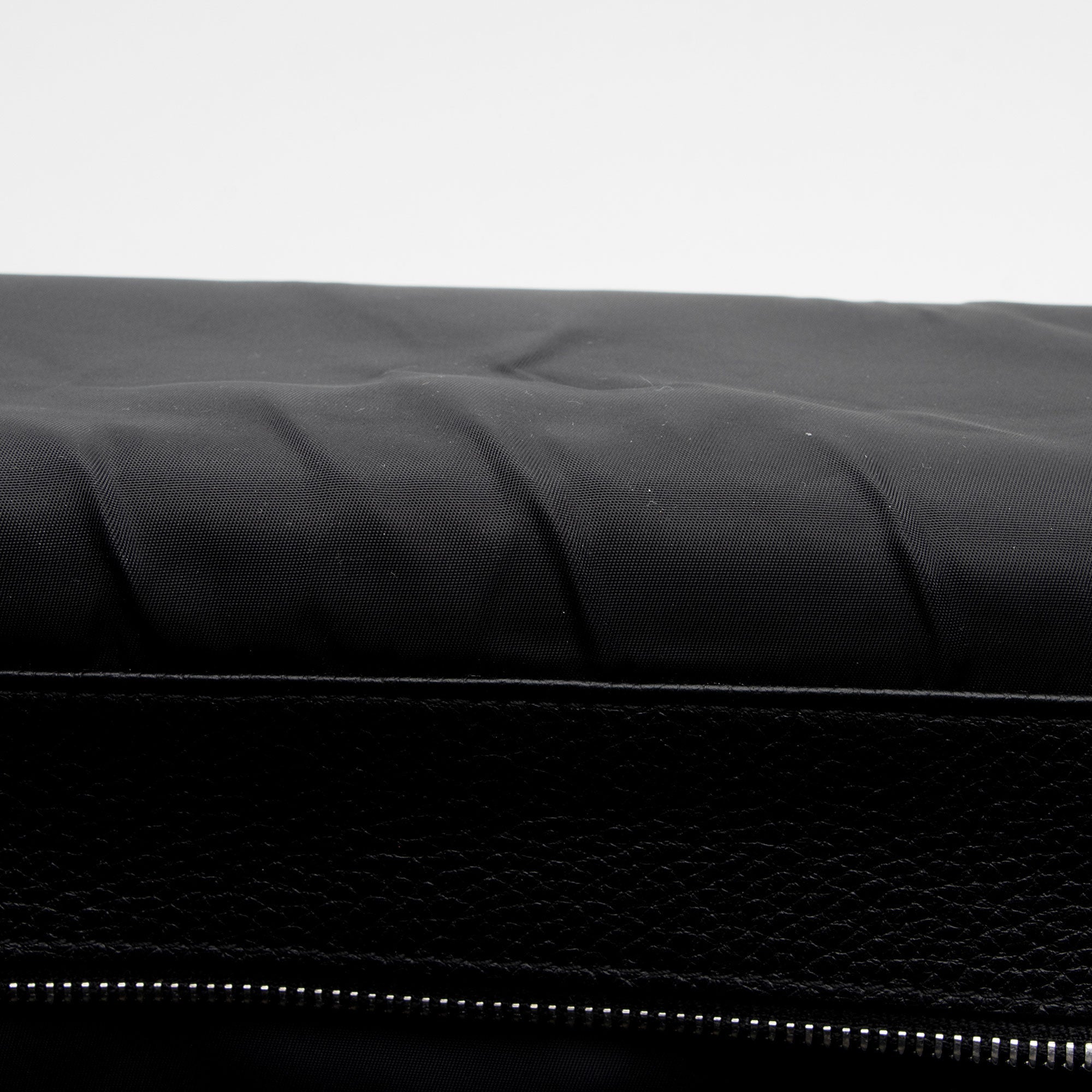 Burberry Leather Bruno Messenger Bag (SHF-GEHFL3)