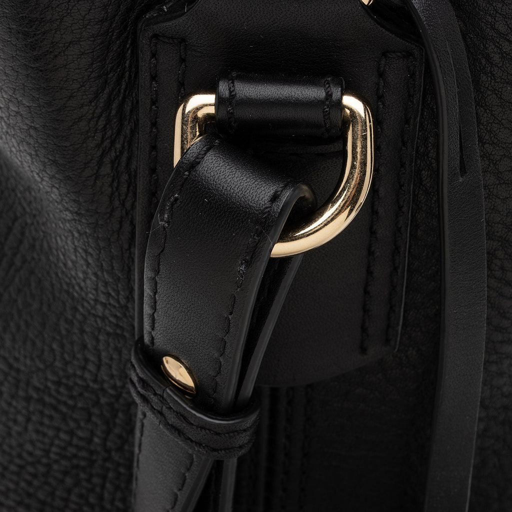 Burberry Leather Drawstring Susanna Bucket Bag (SHF-EjwCUX)