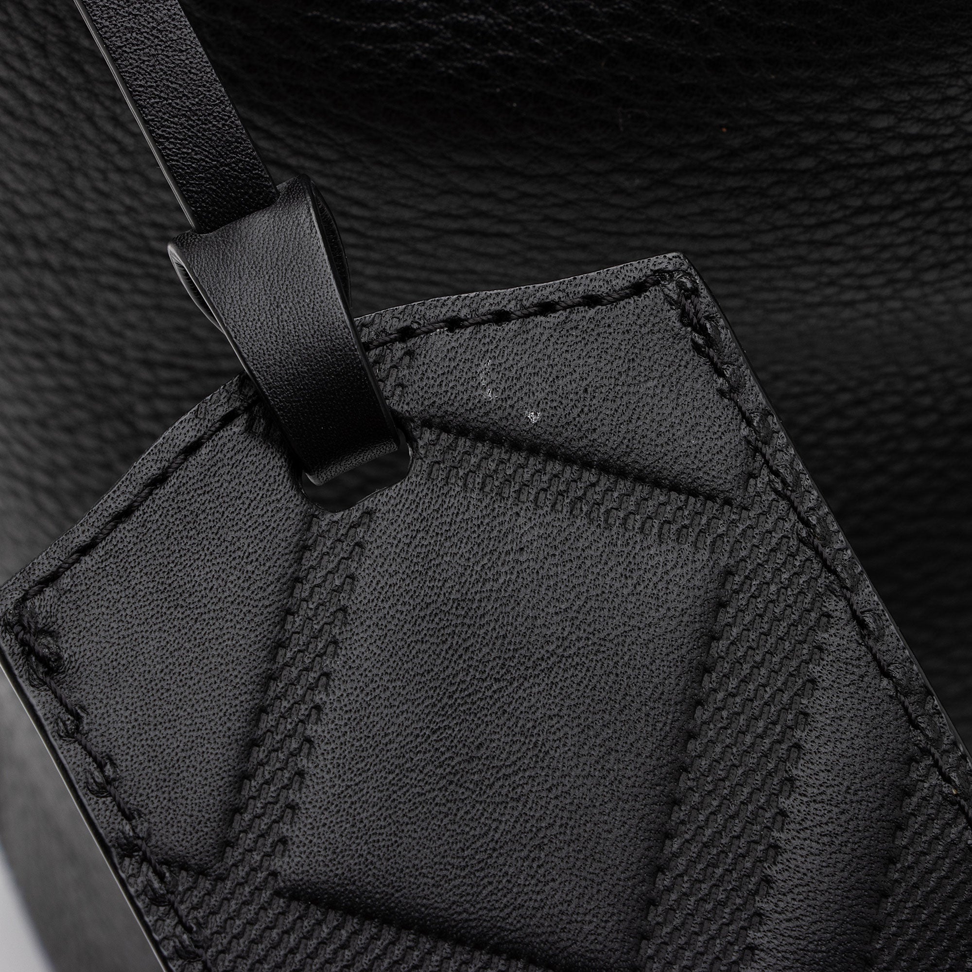 Burberry Leather Drawstring Susanna Bucket Bag (SHF-EjwCUX)
