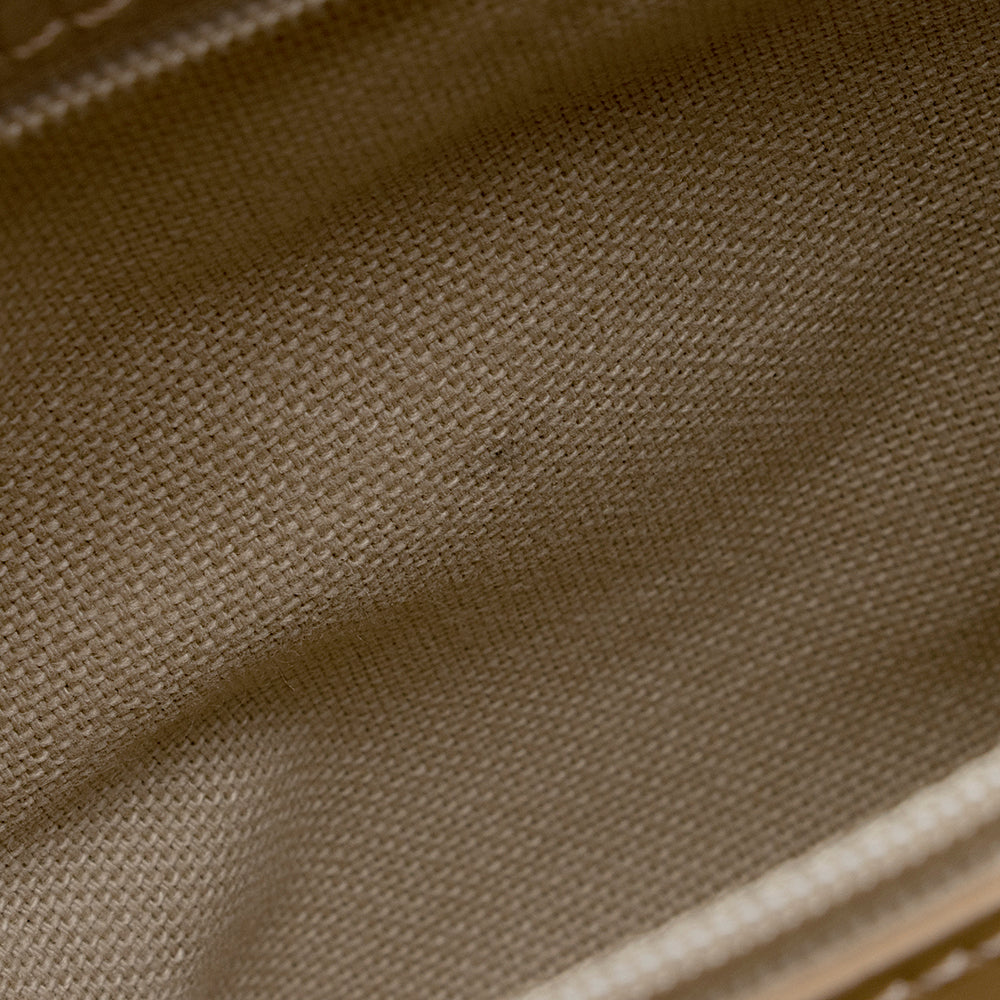 Burberry Leather Horn Toggle Tote (SHF-20525)