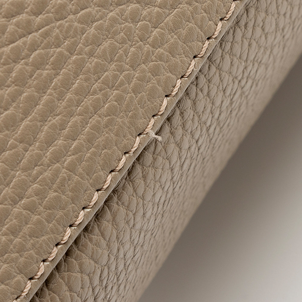 Burberry Leather Horn Toggle Tote (SHF-20525)